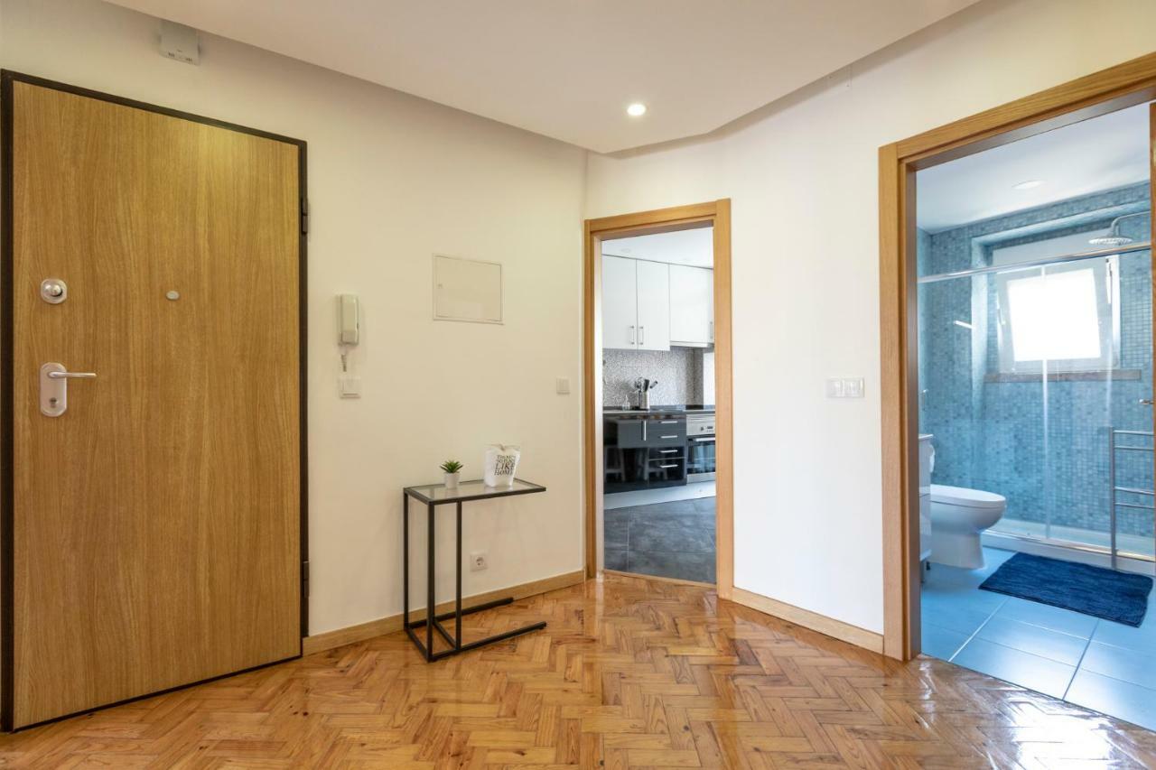 Like-Home-T3 Apt-Campolide, Near Amoreiras Mall Лісабон Екстер'єр фото